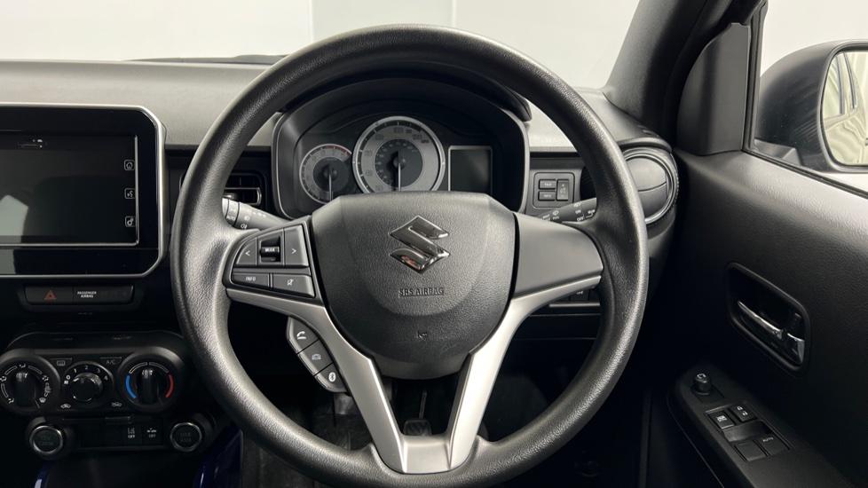 Multifunction steering wheel 