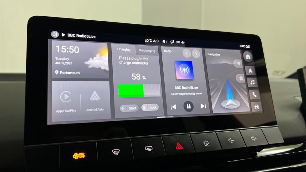 Apple Car Play & Android Auto