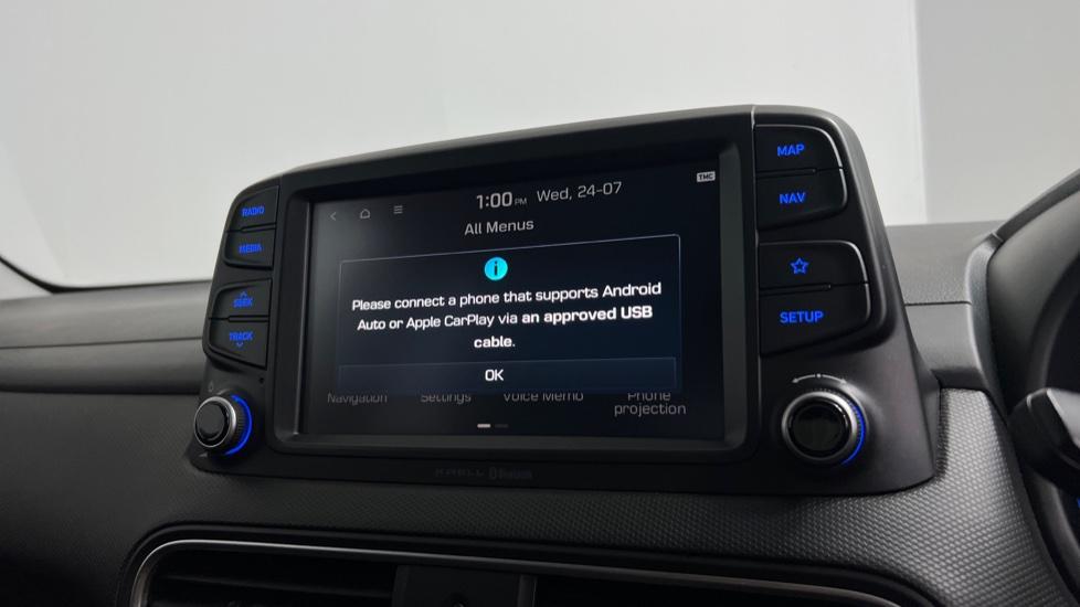 Apple Car Play & Android Auto