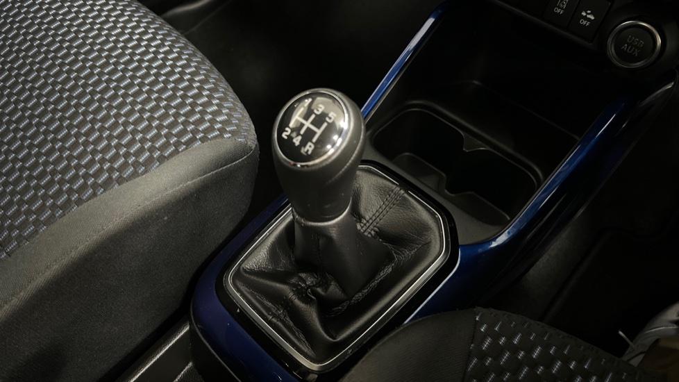 Manual transmission 