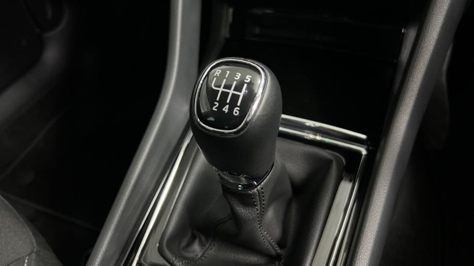 Manual transmission 