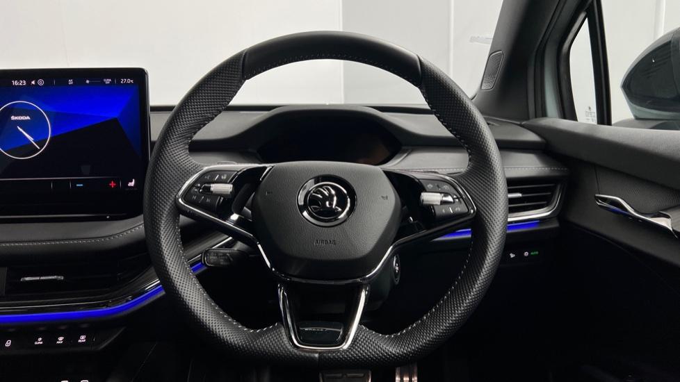 Multifunction steering wheel 