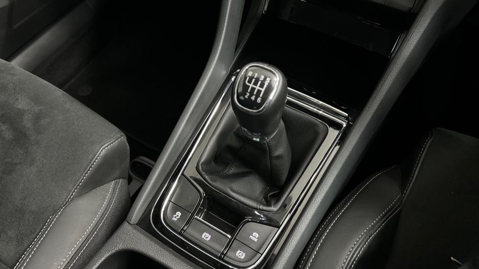 Manual transmission 