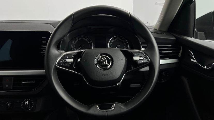 Multifunction steering wheel 