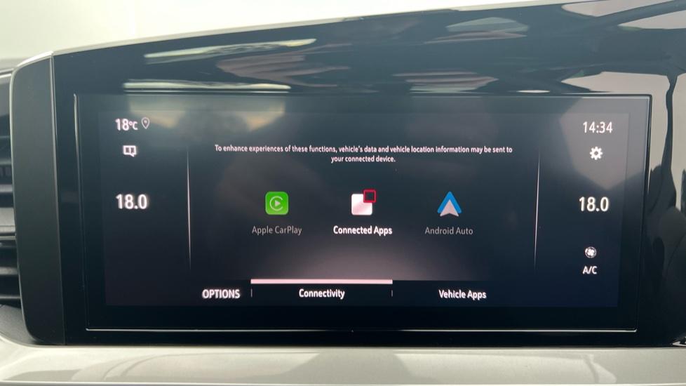 Apple Car Play & Android Auto