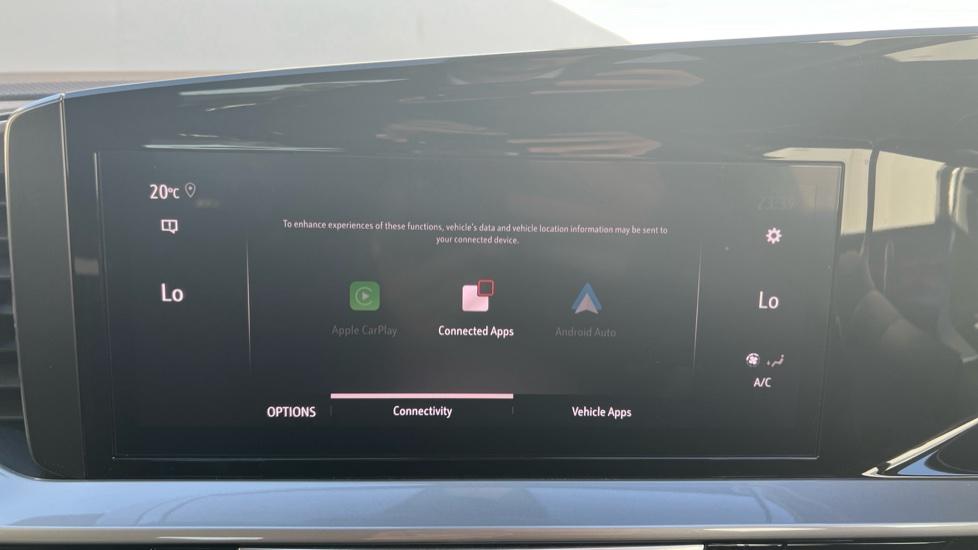 Apple Car Play & Android Auto