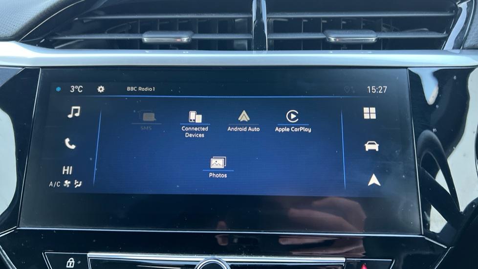 Apple Car Play & Android Auto