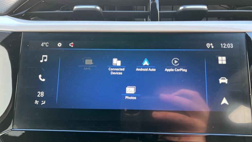 Apple Car Play & Android Auto