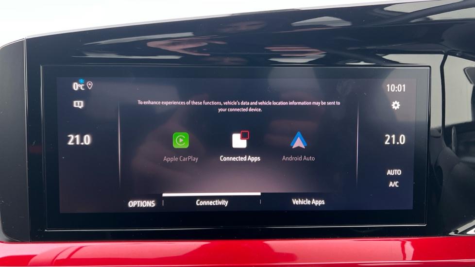 Apple Car Play & Android Auto