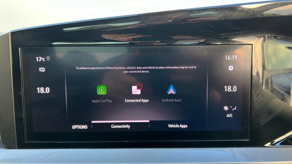 Apple Car Play & Android Auto