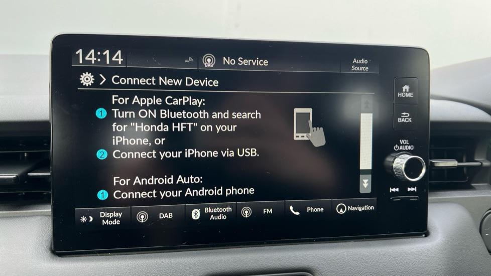 Apple Car Play & Android Auto