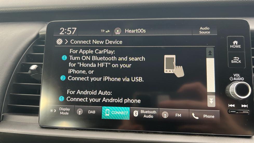 Apple Car Play & Android Auto