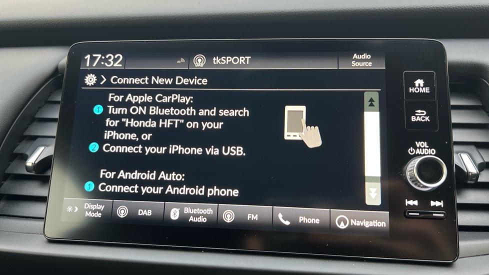 Apple Car Play & Android Auto