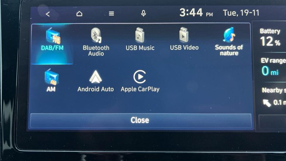 Apple Car Play & Android Auto