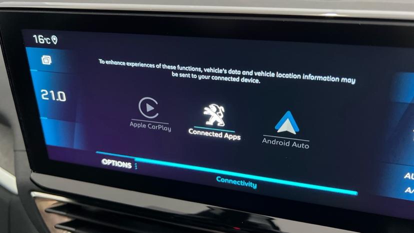 Apple Car Play & Android Auto