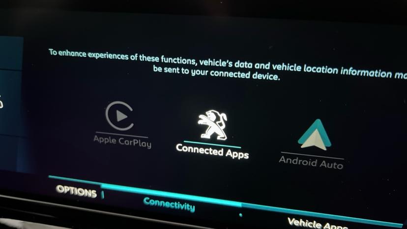 Apple Car Play & Android Auto