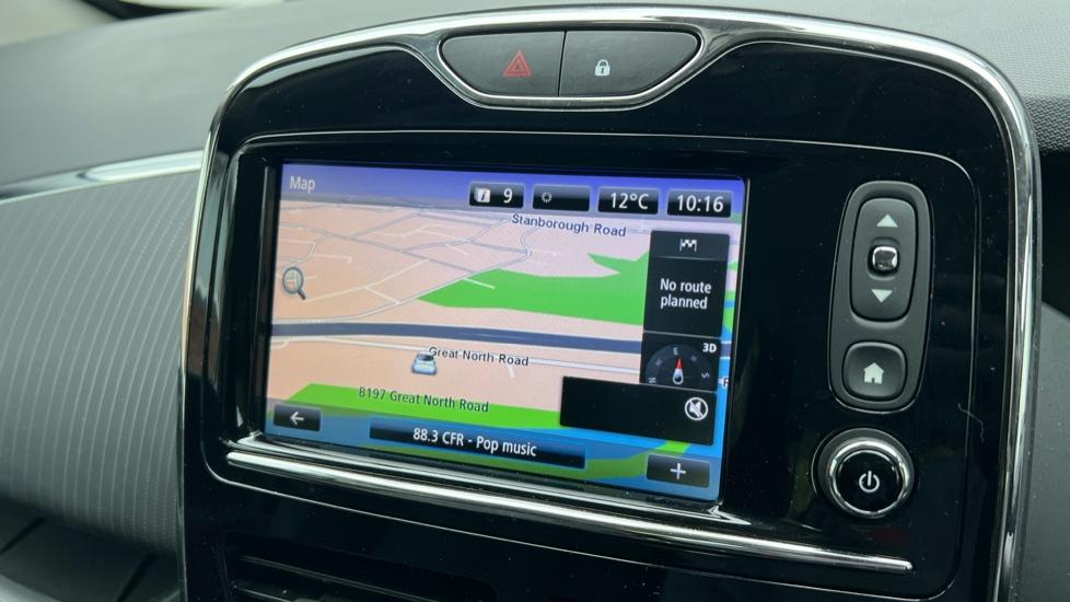 Used 2019 GREY Renault ZOE 65kW i Dynamique Nav Q90 40kWh 5dr Auto