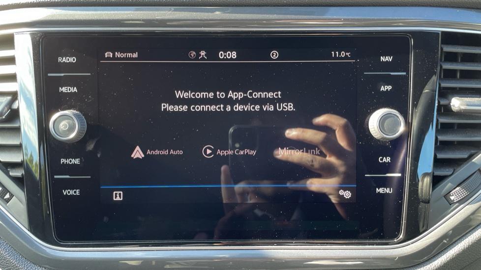 Apple Car Play & Android Auto