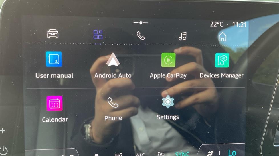 Apple Car Play & Android Auto