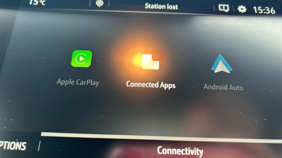 Apple Car Play & Android Auto