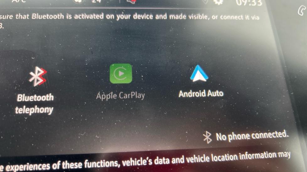 Apple Car Play & Android Auto