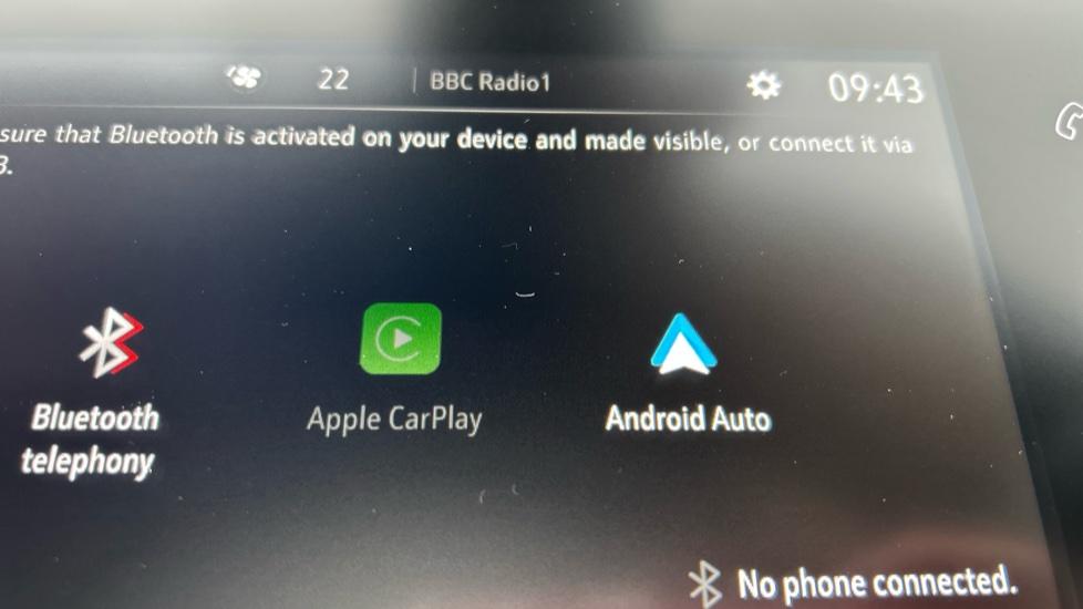 Apple Car Play & Android Auto