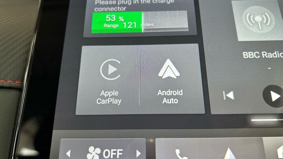 Apple Car Play & Android Auto