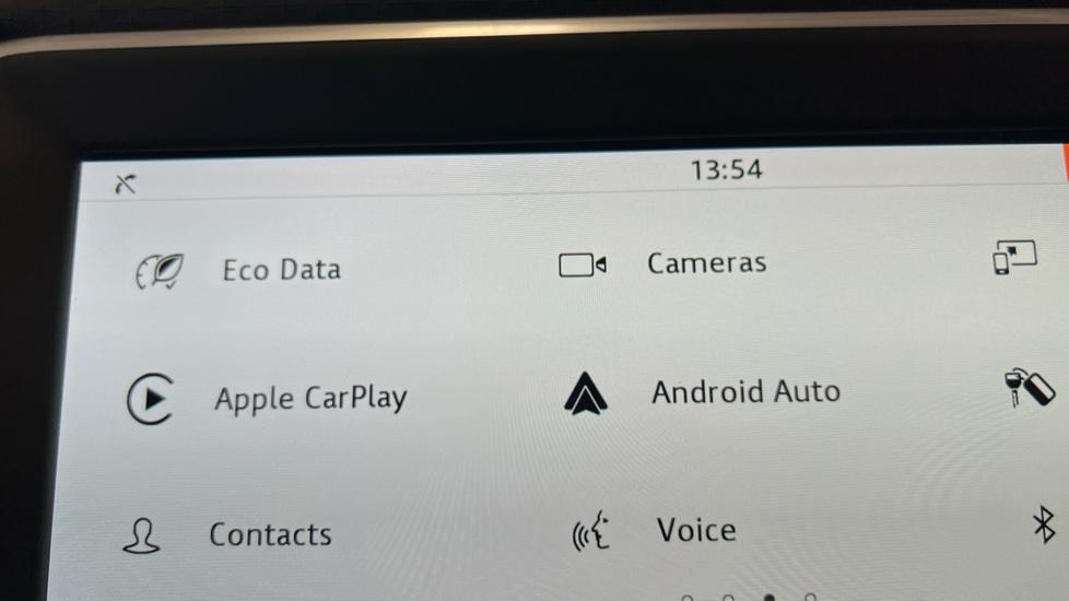 Apple Car Play & Android Auto