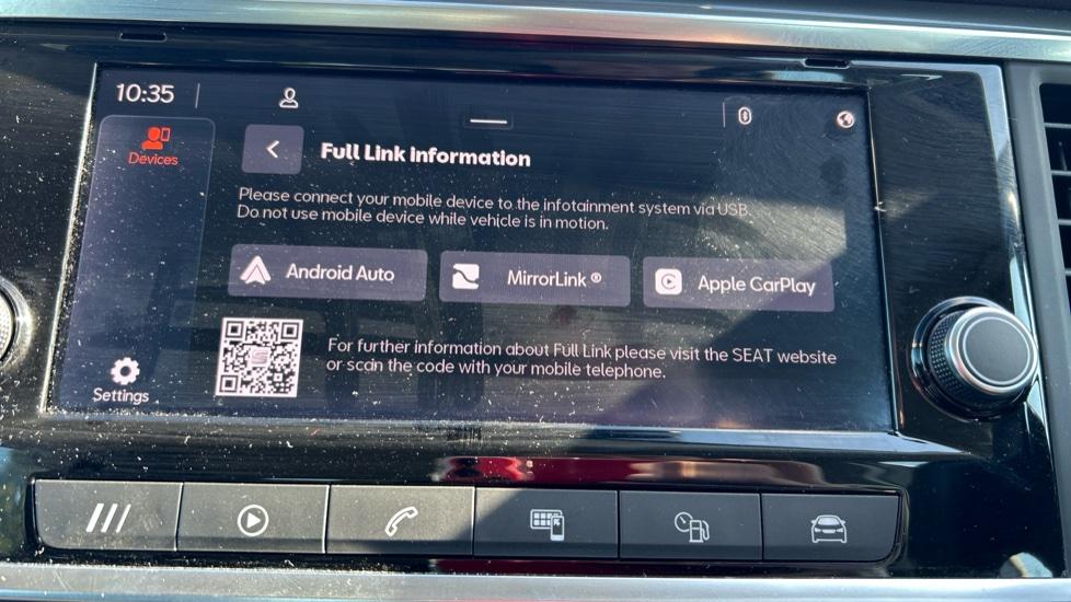 Apple Car Play & Android Auto