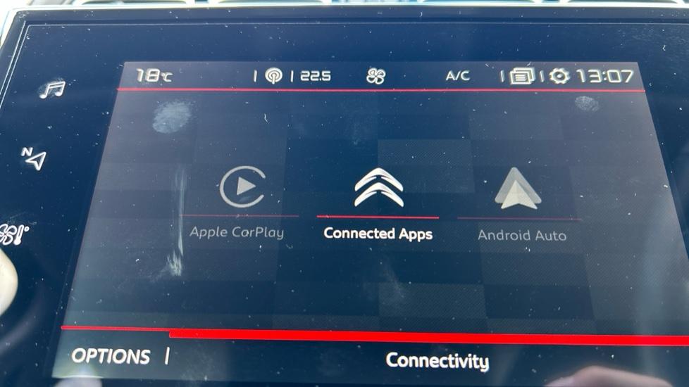 Apple Car Play & Android Auto