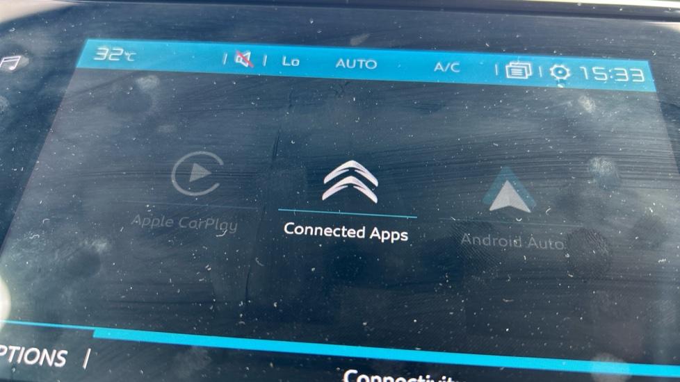 Apple Car Play & Android Auto