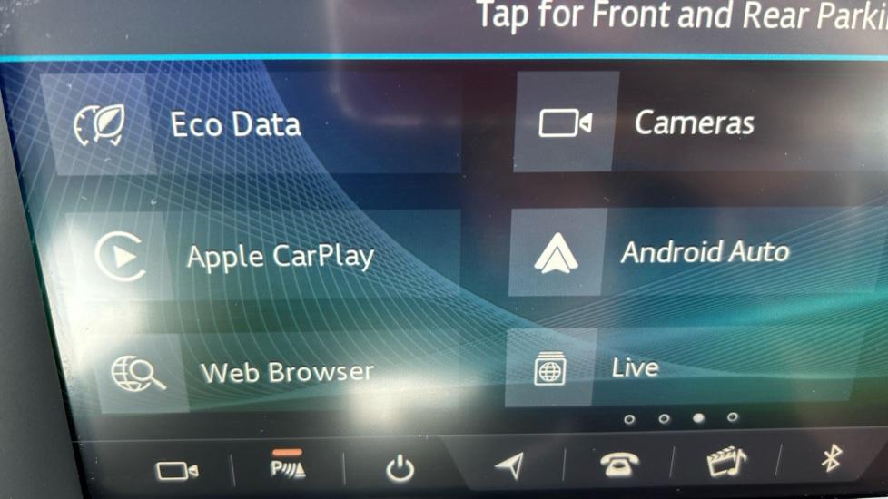 Apple Car Play & Android Auto