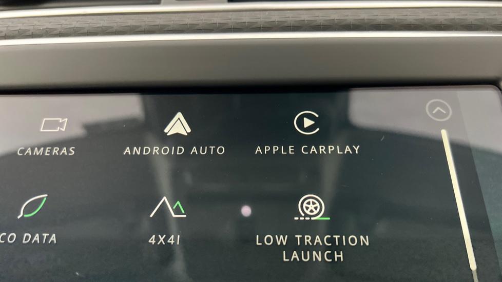 Apple Car Play & Android Auto