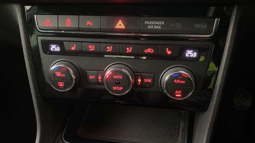 Dual Climate Control 