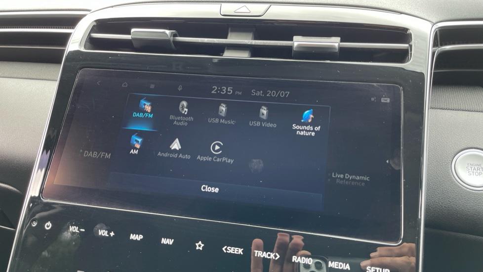 Apple Car Play & Android Auto