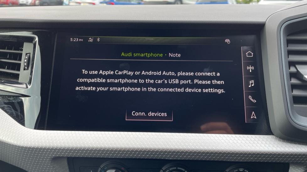 Apple Car Play & Android Auto