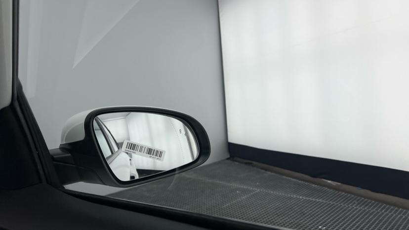 Blind spot monitoring system 