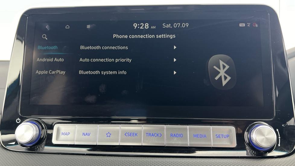 Apple Car Play & Android Auto