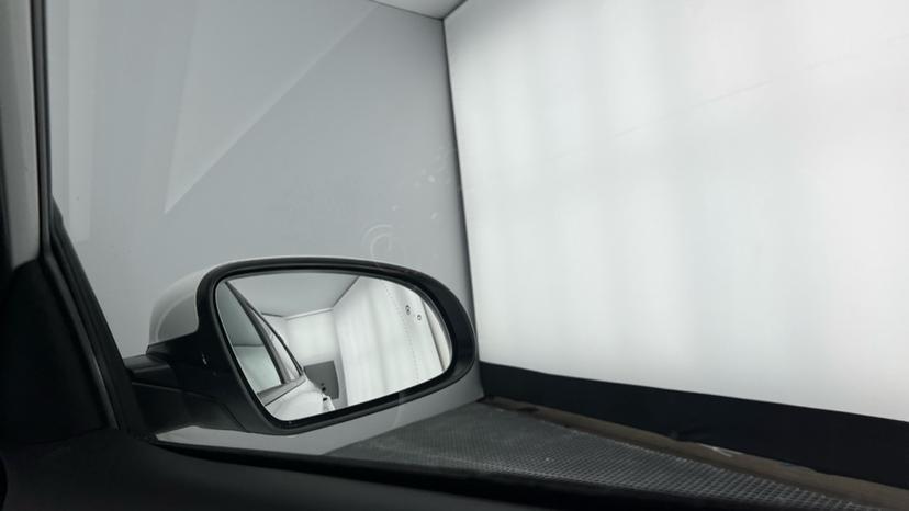 Blind spot monitoring system 