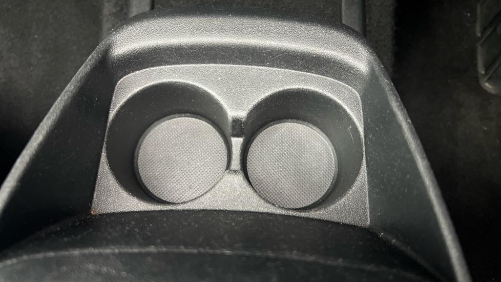 Rear Armrest/ Cup Holder