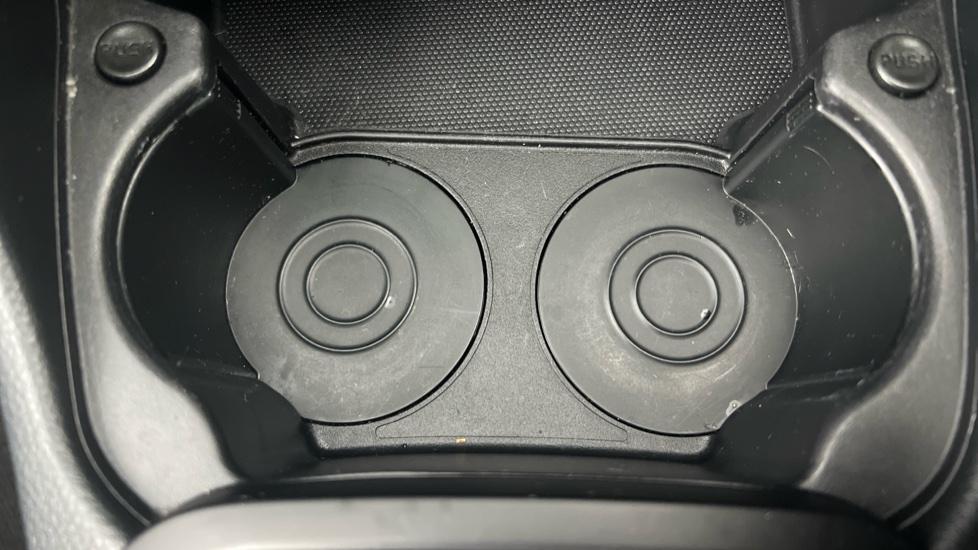 Rear Armrest/ Cup Holder