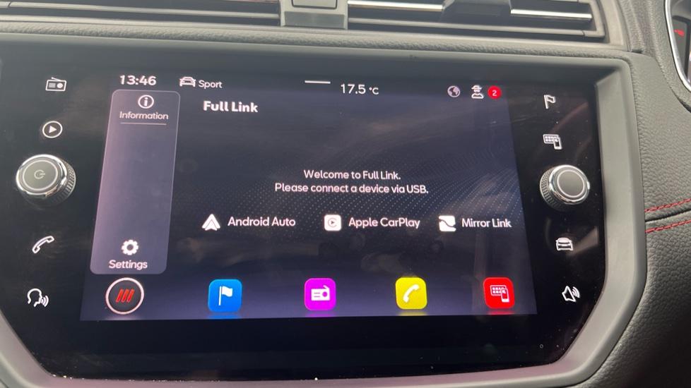 Apple Car Play & Android Auto