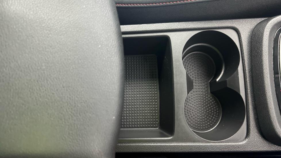 Rear Armrest/ Cup Holder