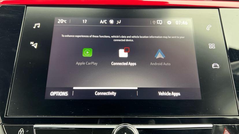 Apple Car Play & Android Auto