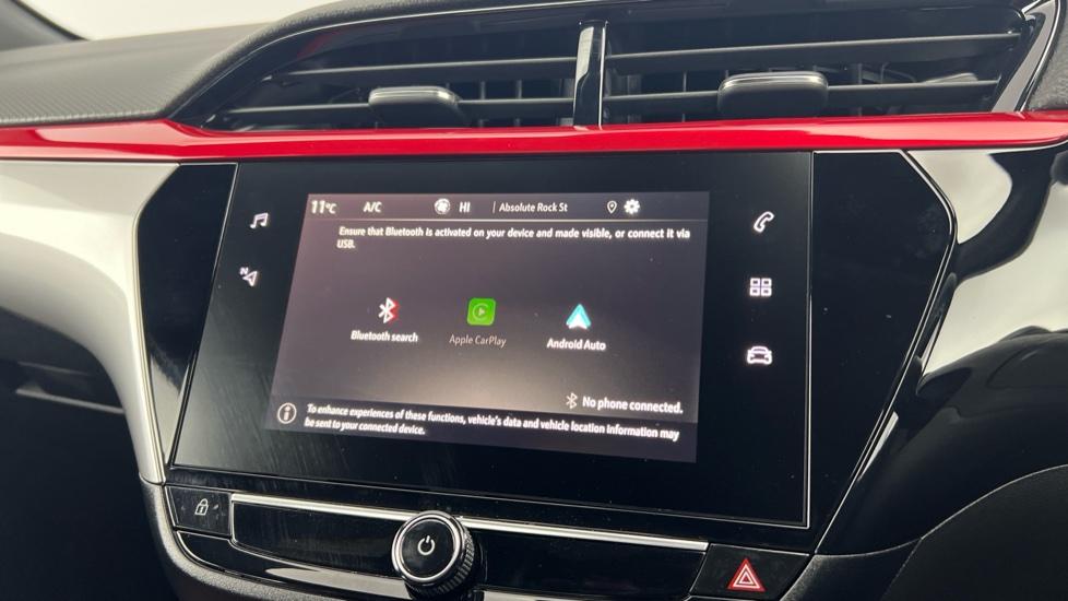 Apple Car Play & Android Auto