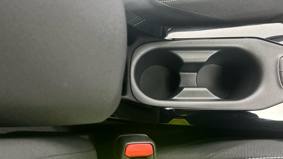 Rear Armrest/ Cup Holder