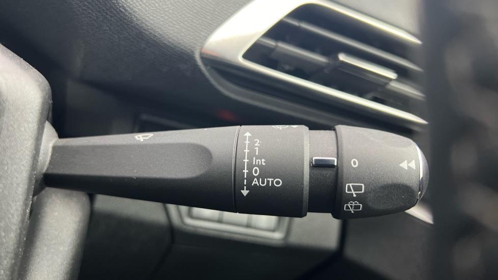 Automatic Wipers