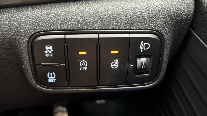 stop Start system and heated steering wheel 