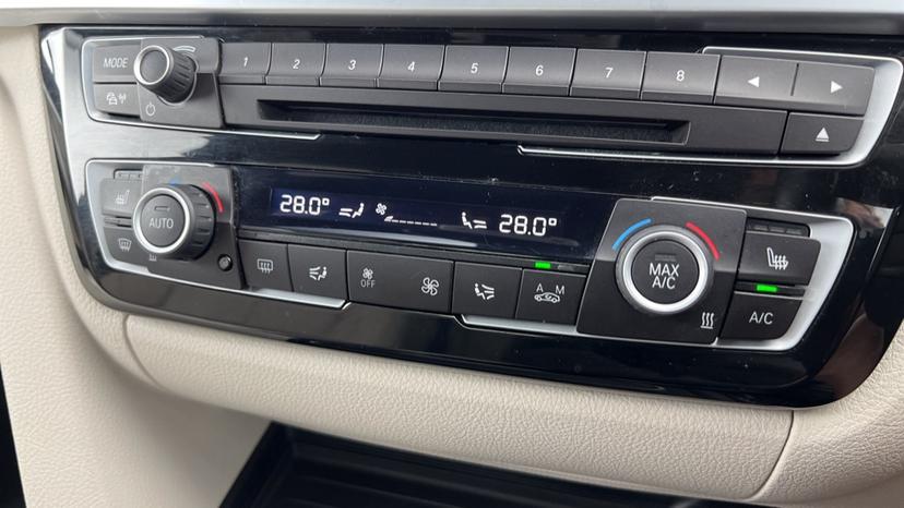 dual climate and air conditioning 