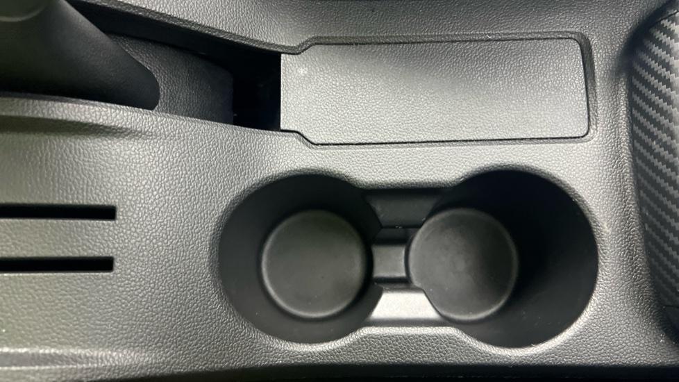 Rear Armrest/ Cup Holder